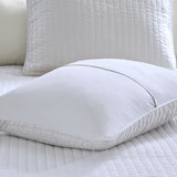 3 Piece Quilt Set White King/Cal King B035129031