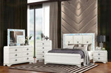 ZUN Laguna Modern Style 4-Drawer Chest Made with Wood, Hidden Jewlry Drawer and Crystal Accents in White B009P270826