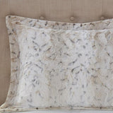 Full/Queen 4PC Faux Fur Comforter Set B03597119
