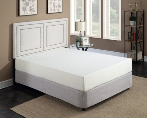 ZUN Super Plush 10 in. Medium Gel Memory Foam Mattress for King Size Bed in a Box with Breathable White B011P199715