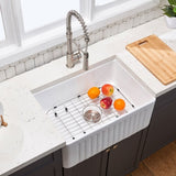 ZUN Fireclay 33" L X 20" W Farmhouse Kitchen Sink with Grid and Strainer JYCAS8280WH