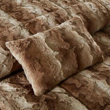 Full/Queen 4PC Faux Fur Comforter Set B03596921