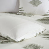 Full/Queen 3 Piece Cotton Blend Chenille Comforter Set B035128814