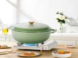 Cast iron 7.5QT cooking pot - Gradient green color - Includes two silicone gloves - Enamel pot 13858478