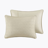 Queen 3 Piece Luxurious Oversized Quilt Set B035129011