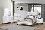 Contemporary 2-Drawer Nightstand End Table White Finish Two Storage Drawers Metal Handles Bedroom B011P159822