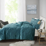 Twin/Twin XL Velvet Comforter Set with Throw Pillow B03595931