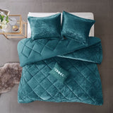 Twin/Twin XL Velvet Comforter Set with Throw Pillow B03595931