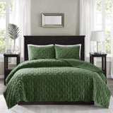 3 Piece Velvet Quilt Set Green King/Cal King B03597557
