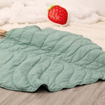 ZUN Dog Blanket Decor 3D Leaves Shaped Pet Blanket Cushion Household Dog Bed Cat Bed Pet Blanket Warm 63869846