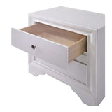 3 Drawers Wooden Nightstand with Nickel Round Knobs, White B016P251556