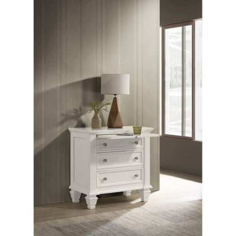 ZUN Cream White 3-drawer Nightstand with Pull Out Tray B062P148635