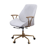 ZUN Vintage White Office Chair with Swivel B062P215466