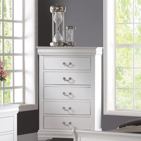 ZUN White 5-Drawer Chest with Metal Handles B062P209038