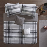 Twin/Twin XL Plaid Comforter Set B03595843