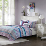 Full/Queen Reversible Quilt Set with Throw Pillows B03596119