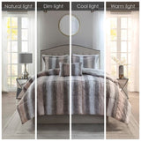 Full/Queen 4PC Faux Fur Comforter Set B03597117