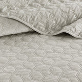 3 Piece Velvet Quilt Set Ivory Full/Queen B03597469