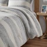 King/Cal King Sherpa Comforter Set B035129370