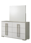 ZUN Olivia Contemporary Style 6- Drawer Dresser Made with Wood in White B009P241736