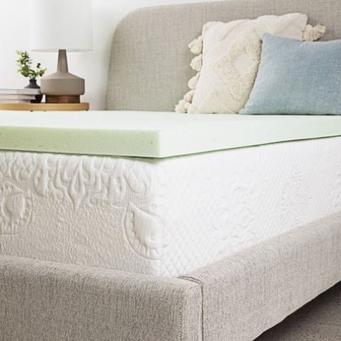 ZUN Bridgevine Home 2 inch Full Size Cool Gel Memory Foam Mattress Topper B108131496